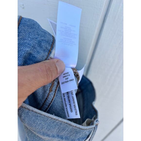 NWOT‎ J.Crew The Perfect Vintage Jean, Distressed, Ripped Knee, 25 Petite - Picture 9 of 9